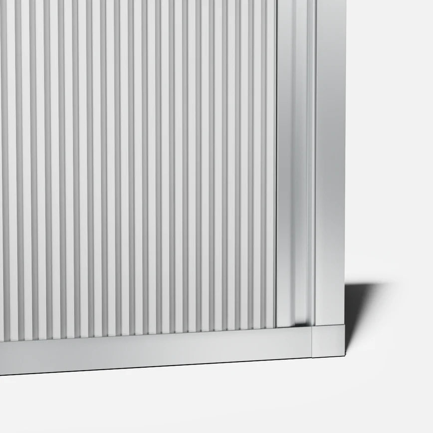 Panneau occultant avec cadre dissimulé