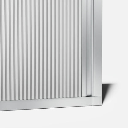 Panneau occultant avec cadre dissimulé