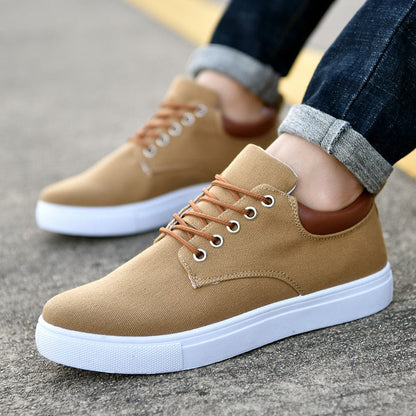 Magnus - Men’s Sneakers with a Crisp White Sole